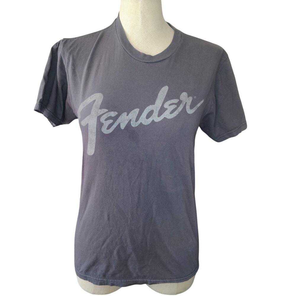 OFFICIAL FENDER MERCH - SHIRT SIZE SMALL